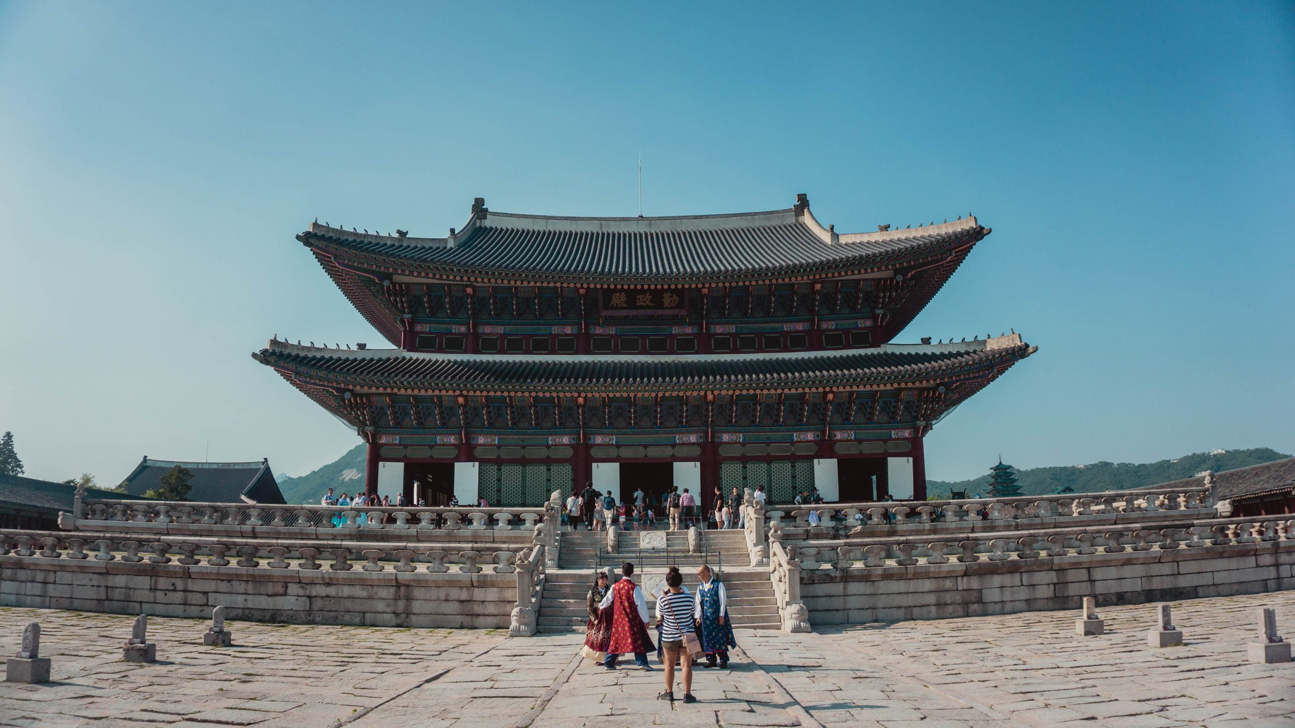 รูปภาพ : เที่ยวเกาหลี พระราชวังเคียงบกกุง (Gyeongbokgung Palace)