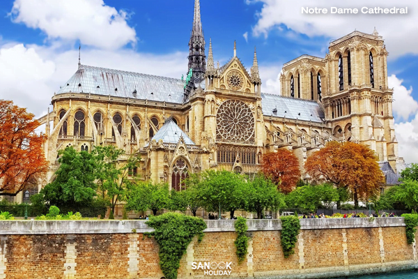 มหาวิหารนอเทรอดาม (Notre Dame Cathedral)
