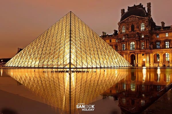 พิพิธภัณฑ์ลูฟร์ (Louvre Museum)