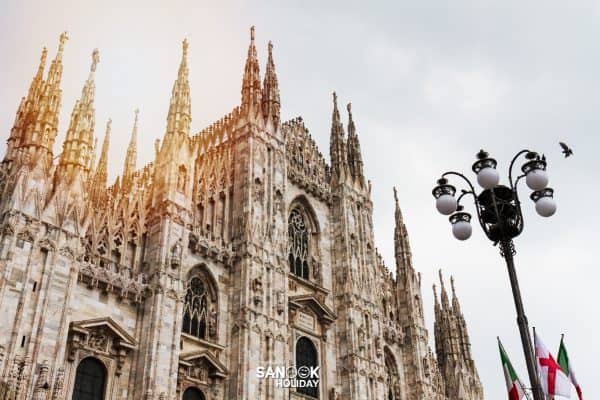 มหาวิหารแห่งเมืองมิลาน (Duomo di Milano)