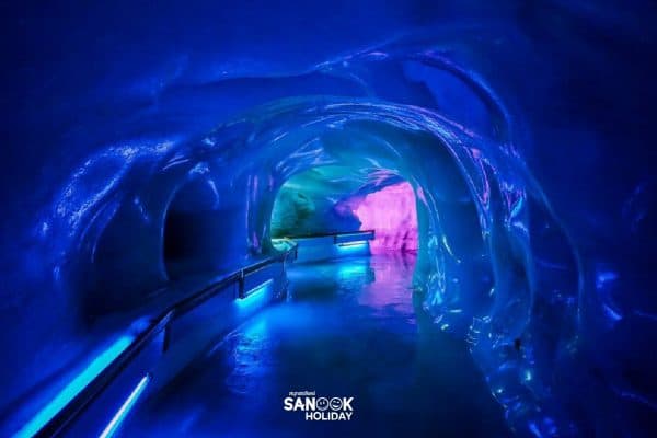 Titlis Glacier Cave  ถ้ำน้ำแข็ง (Ice Grotto)