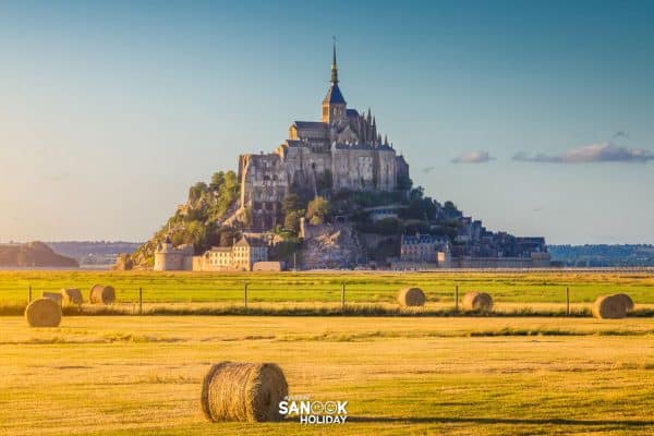 มหาวิหารมองซ์แซงต์มิเชล (Mont Saint Michel Abbey) 