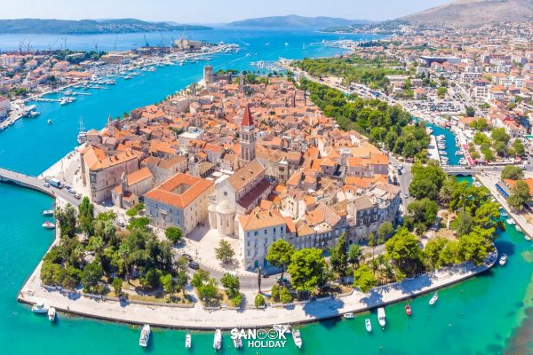 เมืองเก่าโทรเกียร์ (Trogir) 